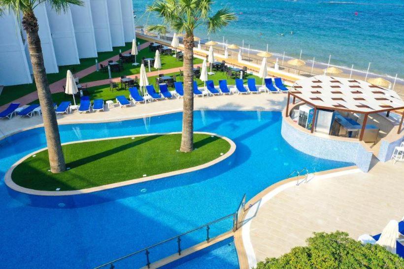 Mimoza Beachfront Hotel & Restaurant Фамагуста Екстер'єр фото