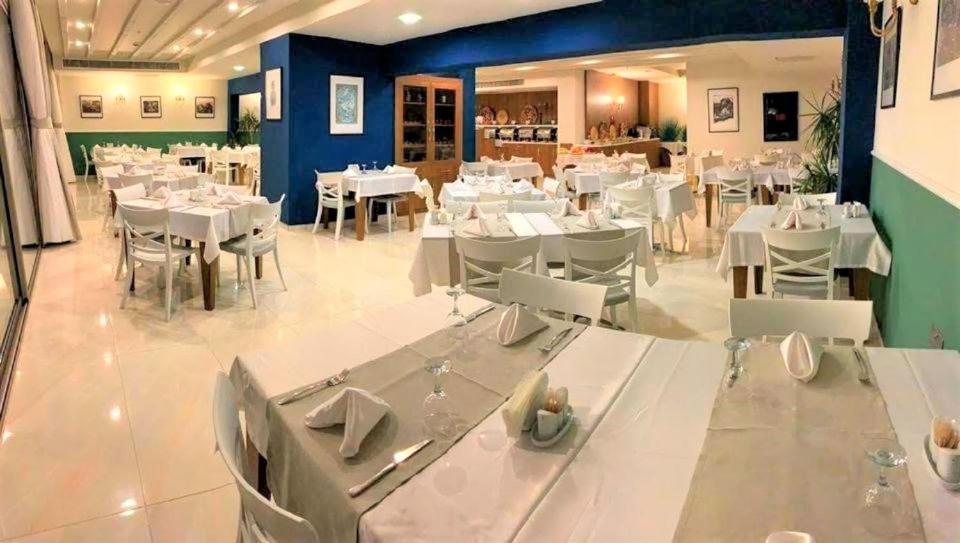 Mimoza Beachfront Hotel & Restaurant Фамагуста Екстер'єр фото