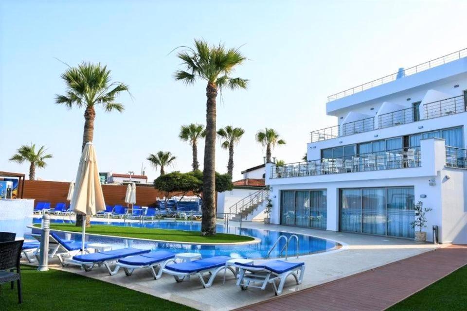 Mimoza Beachfront Hotel & Restaurant Фамагуста Екстер'єр фото